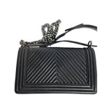 Womens Black Chevron Quilted Chain Crossbody Bag
