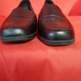 Clarks Collection Womens Black Wide Fit Shoes Size 4.5.