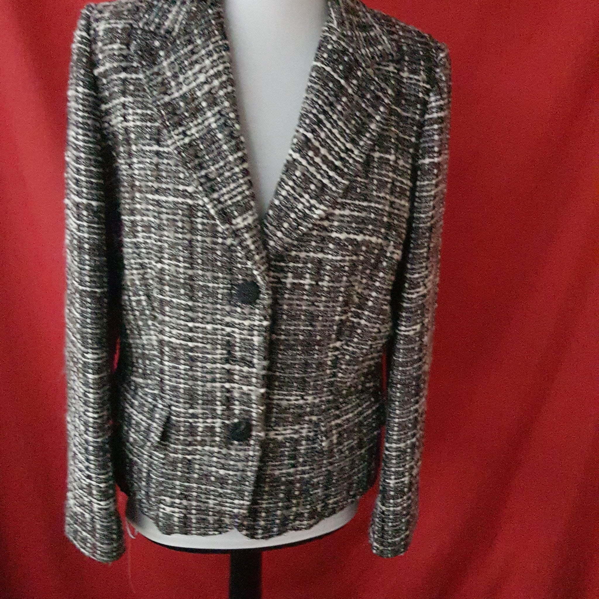 M S Per Una Black White Jacket Size 14. Leukaemia Myeloma Research UK Online Charity Shop